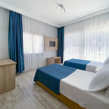 Eyluel 16 Panzió Çeşme