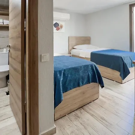 לינה וארוחת בוקר Eyluel 16 Çeşme