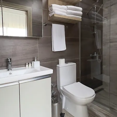 לינה וארוחת בוקר Eyluel 16 *